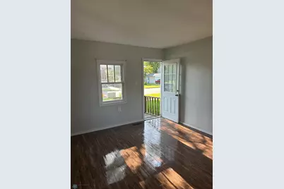 604 9th Street N, Wahpeton,  58075 - Photo 2