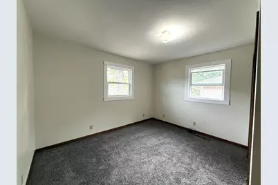 1920 Bellevue Avenue, Eau Claire, WI 54703 - Photo 4