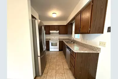 1920 Bellevue Avenue, Eau Claire, WI 54703 - Photo 8