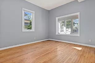 1098 Woodbridge St, Saint Paul, MN 55117 - Photo 4