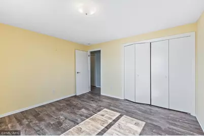 998 Kohlman Court, Maplewood, MN 55109 - Photo 44