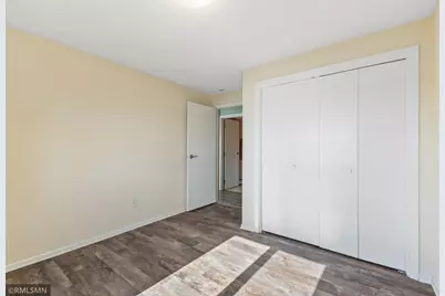 998 Kohlman Court, Maplewood, MN 55109 - Photo 42