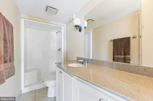 998 Kohlman Ct, Maplewood, MN 55109 - Photo 40