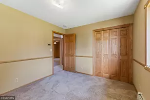 998 Kohlman Ct, Maplewood, MN 55109 - Photo 36