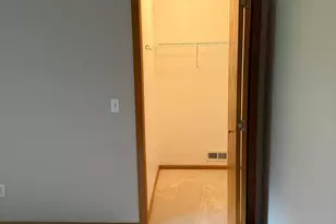 2007 10th Ave W, Shakopee, MN 55379 - Photo 8