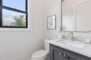 9511 Eagle Ridge Rd, Chanhassen, MN 55317 - Photo 26