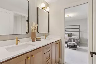 9511 Eagle Ridge Rd, Chanhassen, MN 55317 - Photo 38