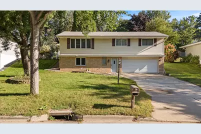 1989 N Park Drive, Saint Paul, MN 55119 - Photo 1