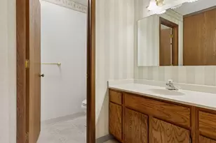 5697 Green Cir Dr, Minnetonka, MN 55343 - Photo 18