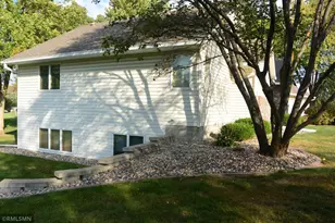 105 Hennepin Ave N, Glencoe, MN 55336 - Photo 6