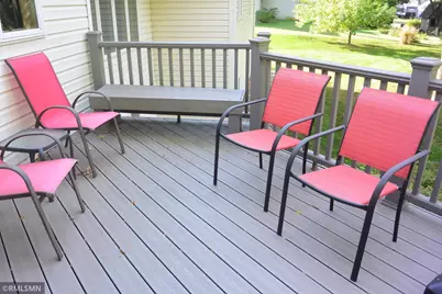 105 Hennepin Avenue N, Glencoe, MN 55336 - Photo 10