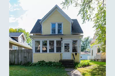 864 Lawson Avenue E, Saint Paul, MN 55106 - Photo 1