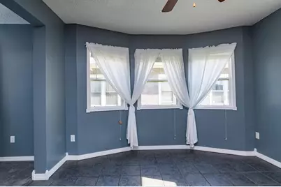 864 Lawson Avenue E, Saint Paul, MN 55106 - Photo 10