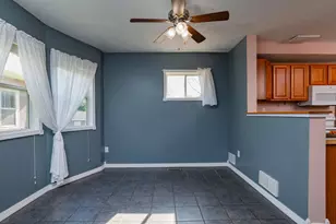 864 Lawson Ave E, Saint Paul, MN 55106 - Photo 8