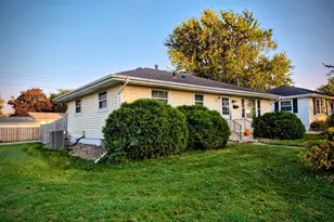 122 3rd Ave NE, Stewartville, MN 55976 - Photo 1