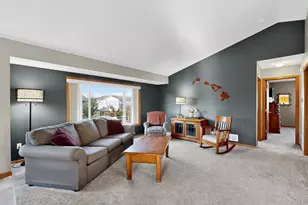 401 12th Ave NE, Kasson, MN 55944 - Photo 14