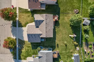 401 12th Ave NE, Kasson, MN 55944 - Photo 2