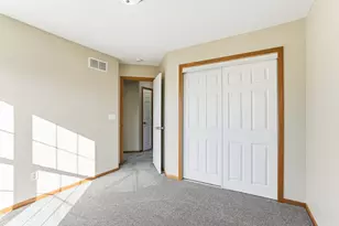 15854 Frisian Ln, Apple Valley, MN 55124 - Photo 20