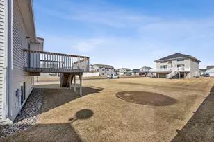 5891 59th Ave S, Fargo, ND 58104 - Photo 22