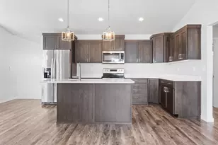 5891 59th Ave S, Fargo, ND 58104 - Photo 6