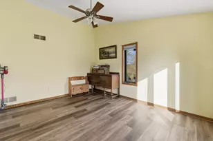 10435 163rd St W, Lakeville, MN 55044 - Photo 4