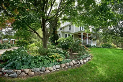 27055 Smithtown Road, Excelsior, MN 55331 - Photo 2