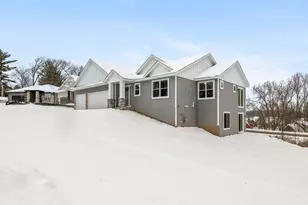 7420 Glengarry Pl, Eden Prairie, MN 55344 - Photo 4