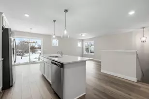 7420 Glengarry Pl, Eden Prairie, MN 55344 - Photo 20