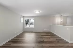 7420 Glengarry Pl, Eden Prairie, MN 55344 - Photo 10