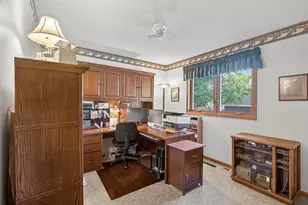 1311 Fallbrook Ln, Woodbury, MN 55125 - Photo 20