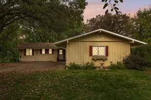 13631 Oakwood Curve, Burnsville, MN 55337 - Photo 1