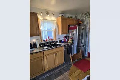 619 S Swift Avenue, Litchfield, MN 55355 - Photo 4