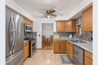 2700 64th Avenue N, Brooklyn Center, MN 55430 - Photo 8