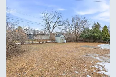 2700 64th Avenue N, Brooklyn Center, MN 55430 - Photo 26