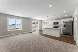 1596 76th St W, Inver Grove Heights, MN 55077 - Photo 14