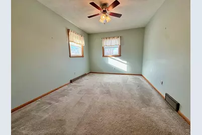 403 N Minnesota Street, Marshall, MN 56258 - Photo 10