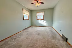 403 N Minnesota St, Marshall, MN 56258 - Photo 10