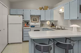 14210 44th Pl N, Plymouth, MN 55446 - Photo 8