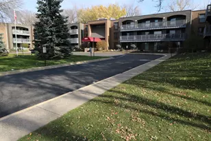 2800 Hamline Ave N, Roseville, MN 55113 - Photo 22