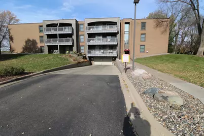 2800 Hamline Avenue N #347, Roseville, MN 55113 - Photo 18