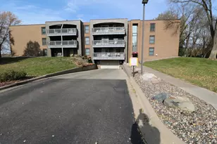 2800 Hamline Ave N, Roseville, MN 55113 - Photo 18