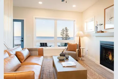 114-116 E Lakeview Drive, Silver Bay, MN 55614 - Photo 4