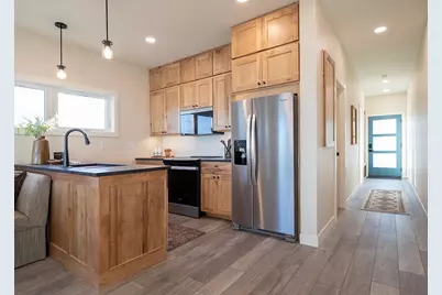114 E Lakeview Drive, Silver Bay, MN 55614 - Photo 12