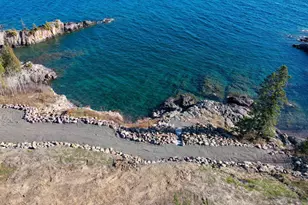 114-116 E Lakeview Dr, Silver Bay, MN 55614 - Photo 2