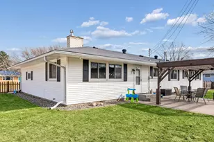 2403 Inca Ln, New Brighton, MN 55112 - Photo 42