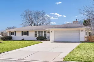 2403 Inca Ln, New Brighton, MN 55112 - Photo 1