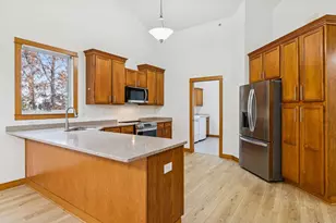 5862 Oakgreen Ct N, Stillwater, MN 55082 - Photo 4