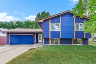 3209 73rd Ln N, Brooklyn Park, MN 55443 - Photo 1