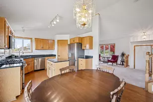 305 Maple Knoll Way NW, Saint Michael, MN 55376 - Photo 14