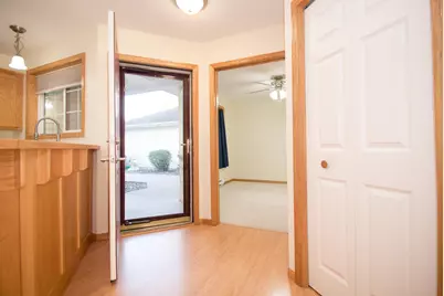 5667 Lambert Avenue NE, Albertville, MN 55301 - Photo 8